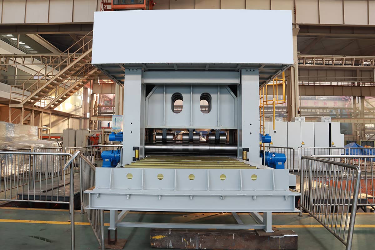 WD43M-30×2000 precision plate leveling machine